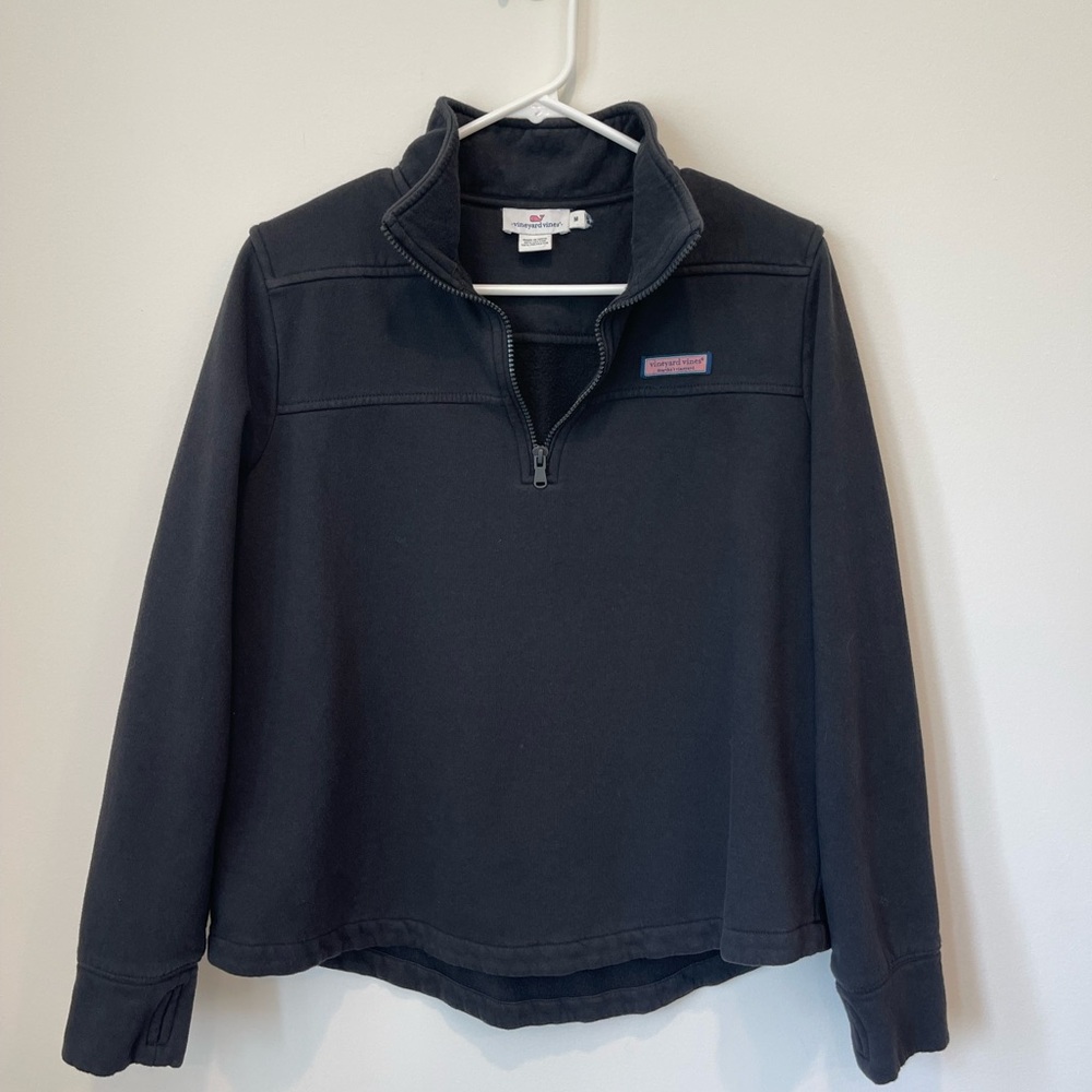Vineyard Vines 1/4 zip sweatshirt medium black